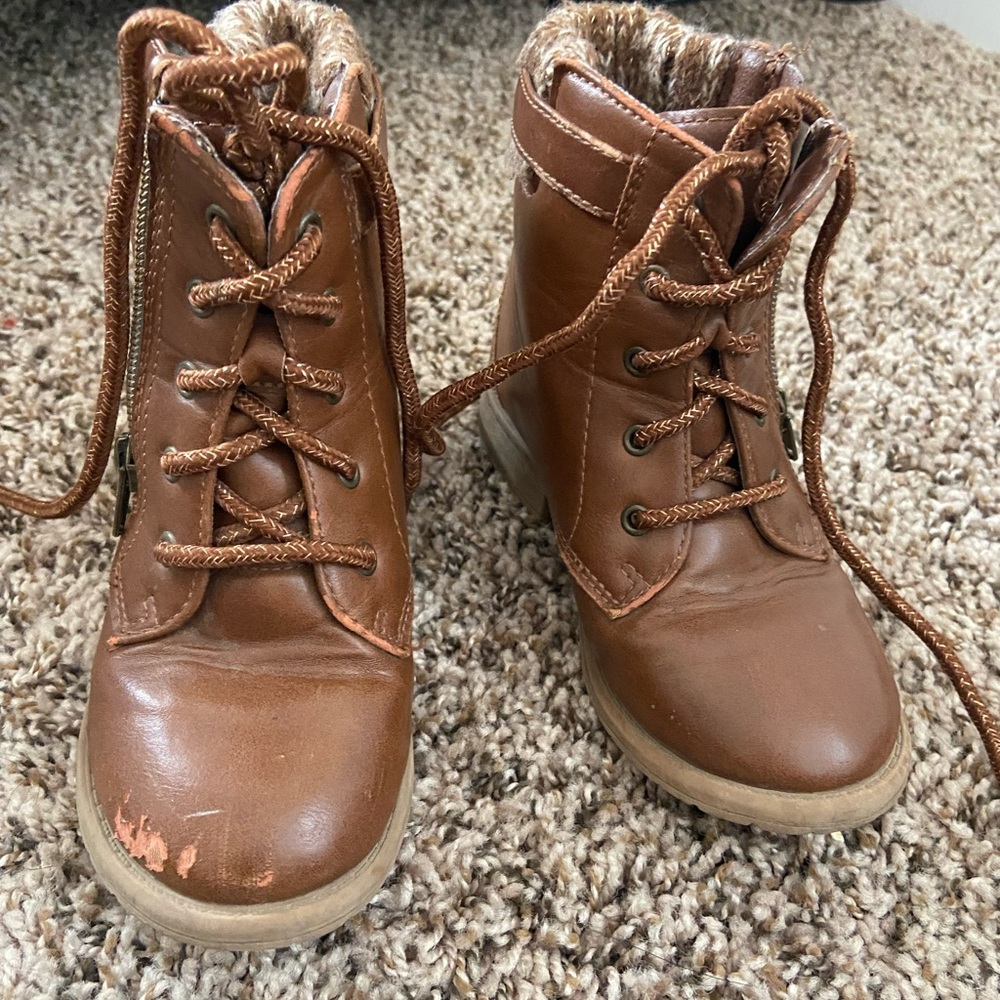 Wonder nation boots